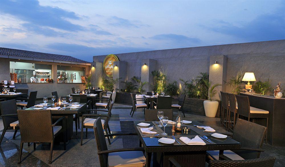 Country Inn & Suites By Radisson, Gurugram Sector 12 Гургаон Екстериор снимка