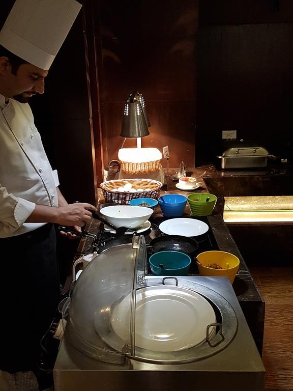 Country Inn & Suites By Radisson, Gurugram Sector 12 Гургаон Екстериор снимка