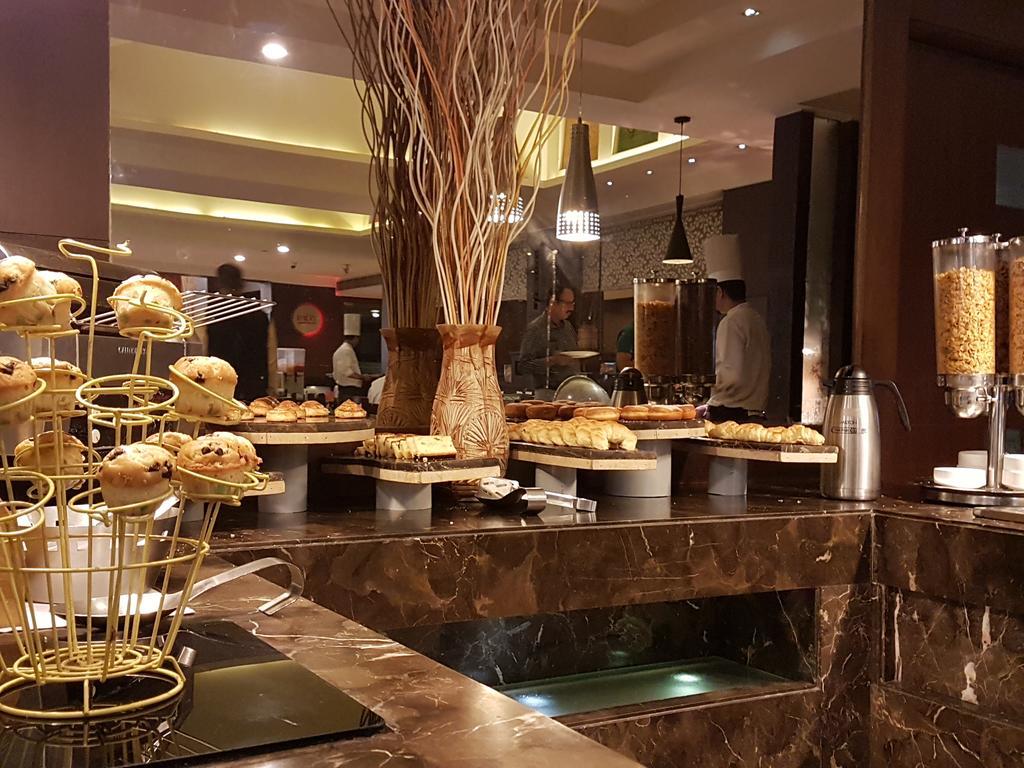 Country Inn & Suites By Radisson, Gurugram Sector 12 Гургаон Екстериор снимка