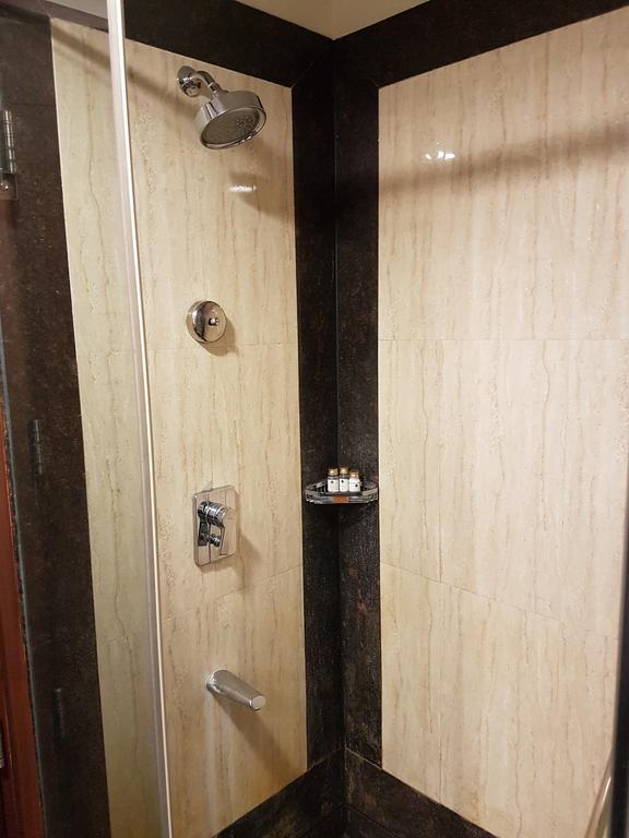 Country Inn & Suites By Radisson, Gurugram Sector 12 Гургаон Екстериор снимка