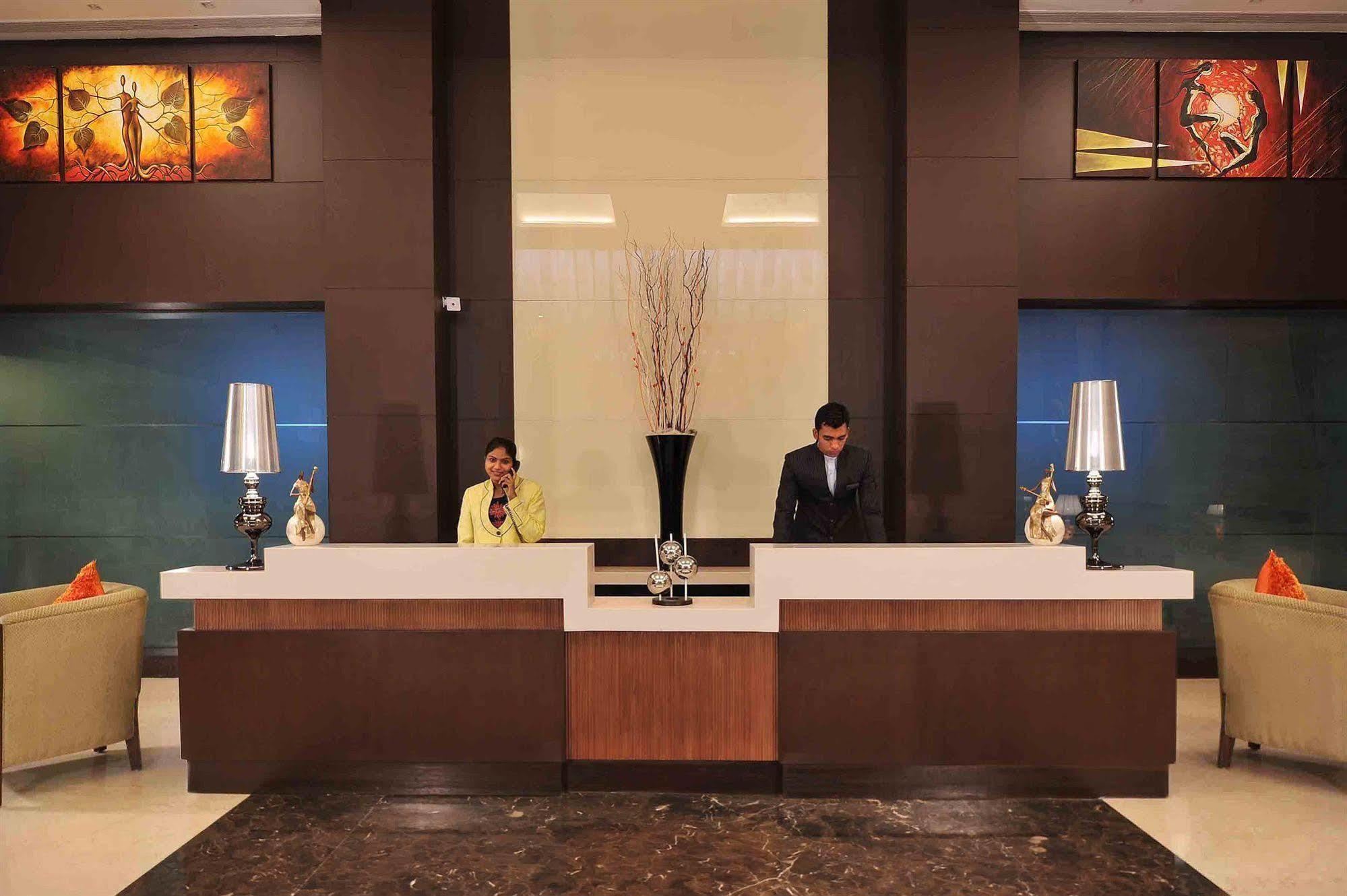 Country Inn & Suites By Radisson, Gurugram Sector 12 Гургаон Екстериор снимка